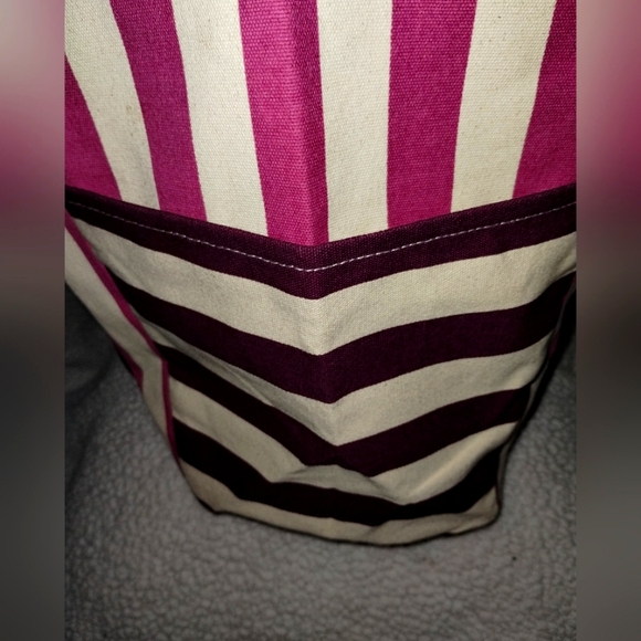 NWT***PINK 🩷 by Victoria Secret tote - Picture 5 of 12